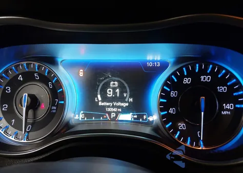 2016 Chrysler 300 Limited z USA, uszkodzony, nr VIN 2C3CCAAG4GH181362